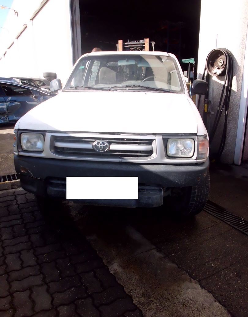 Peça - Peças Toyota Hilux 4X4 2000